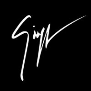 Kortingscode voor extra 20% korting a selection with the code bij Giuseppe Zanotti
